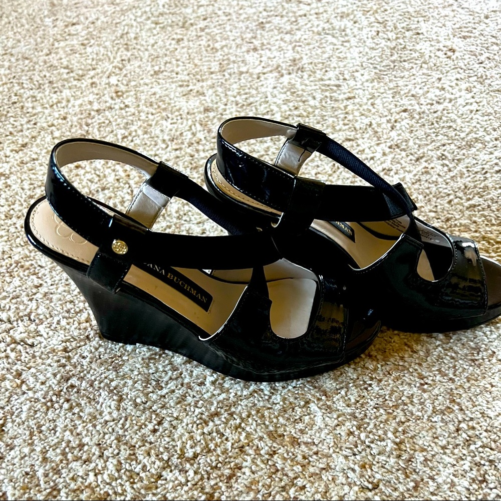Dana Buchman Wedge Heel Black
